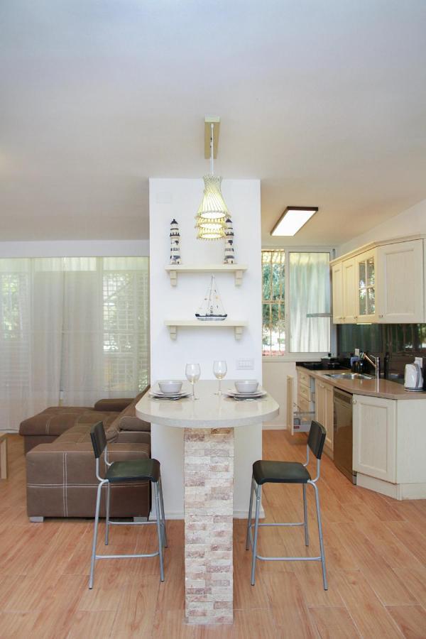 בת ים Apartments4You Betti מראה חיצוני תמונה